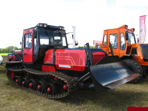 Гусеничный трактор АлтайЛесМаш ТЛ-4