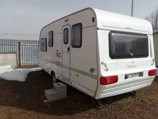 Прицеп-дача (кемпер) Elddis
