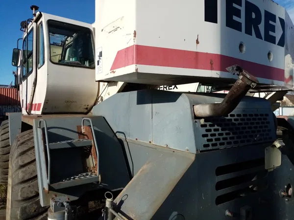 Самоходный кран TEREX BENDINI A600