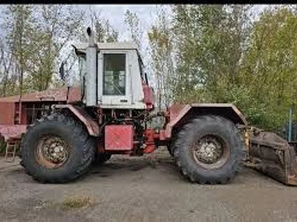 Трактор КИРОВЕЦ К-744Р2
