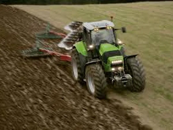 Трактор Deutz-Fahr Agrotron 265