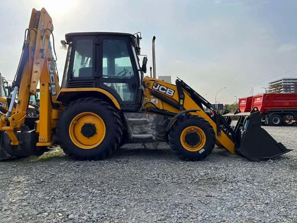 Экскаватор-погрузчик JCB 3CX Global