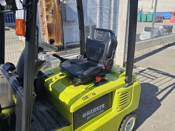 Вилочный электропогрузчик Clark Forklifts GEX16