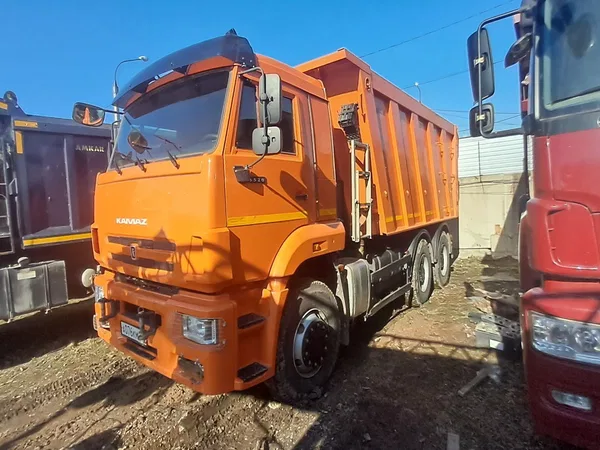 Самосвал КамАЗ 6520-53