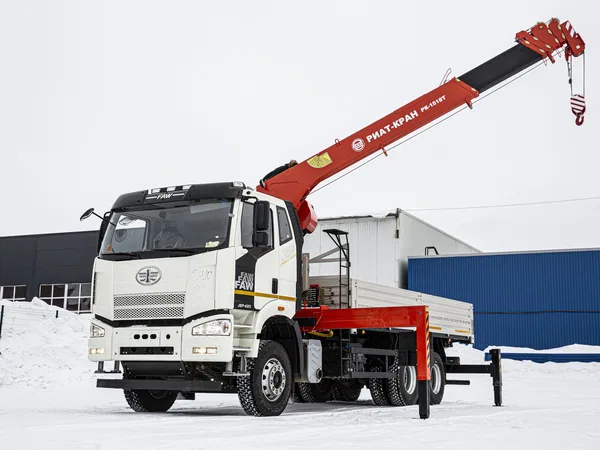 Бортовой грузовик с КМУ FAW СА3250