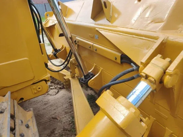 Гусеничный бульдозер CATMANN Caterpillar d6r