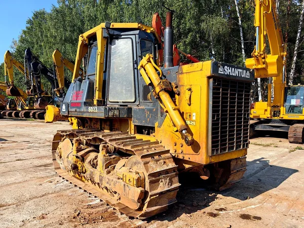Гусеничный бульдозер Shantui SD23