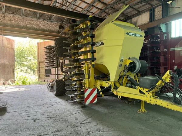 Сеялка Bednar FMT OO 6000 FERTI