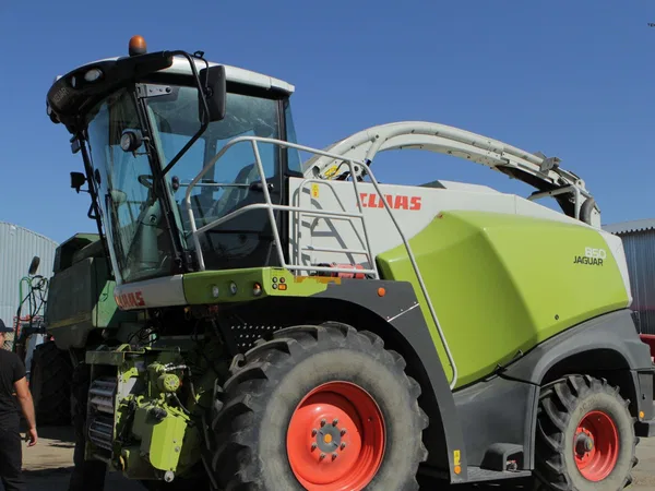 Кормоуборочный комбайн Claas JAGUАR 850