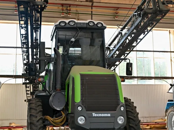 Самоходный опрыскиватель Tecnoma Laser 4240 GVS 36