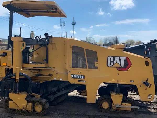 Дорожная фреза Caterpillar PM313
