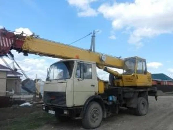 Автокран Ивановец КС-35715 на шасси МАЗ