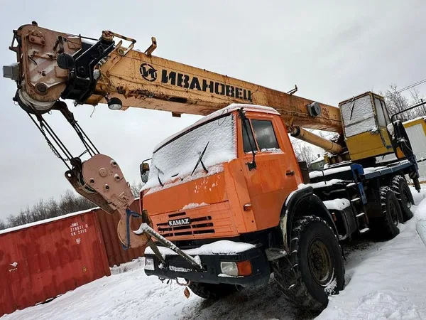 Автокран ИВАНОВЕЦ КС-45717К-3
