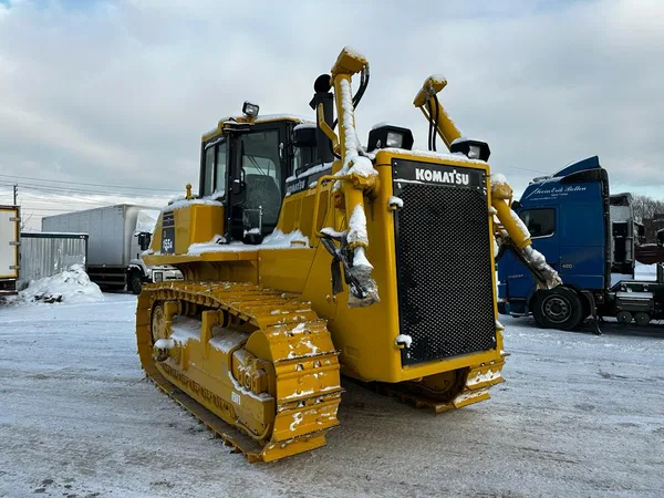 Гусеничный бульдозер Komatsu D155A-6