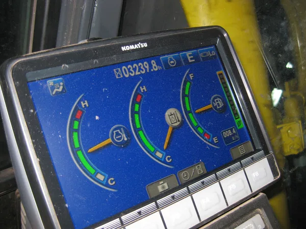 Гусеничный экскаватор Komatsu PC300-8M0