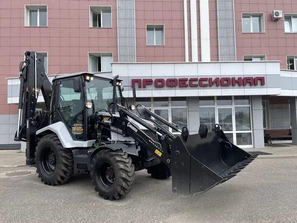Экскаватор-погрузчик Cukurova 885XG