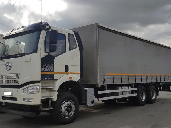 Тентованный грузовик FAW CA3250