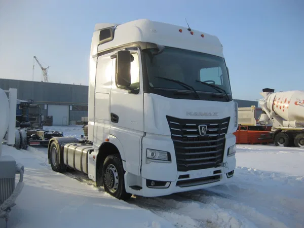 Седельный тягач                                                         КамАЗ                                                     54901