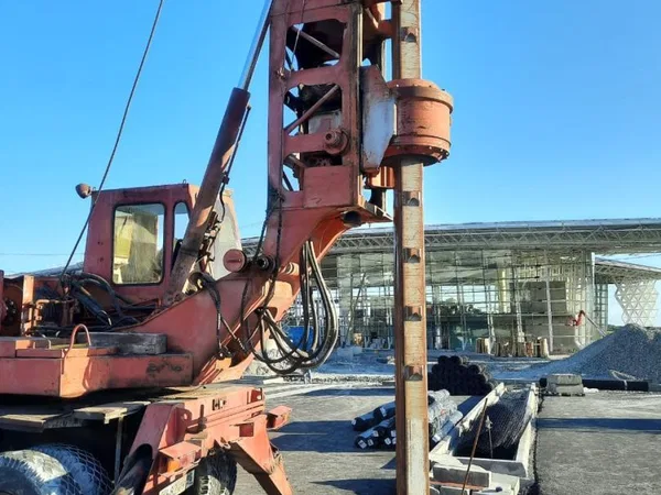 Мобильная буровая установка KATO KE-1200 на шасси Магирус 260.125