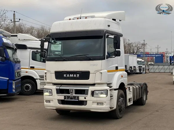 Седельный тягач КамАЗ М1840 5490 S5 NEO