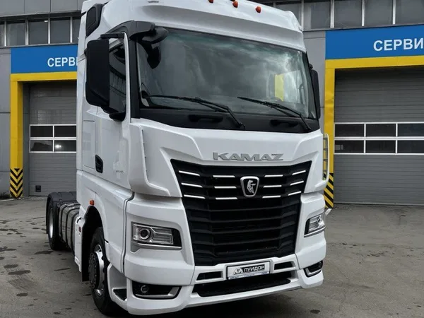 Седельный тягач КамАЗ 54901