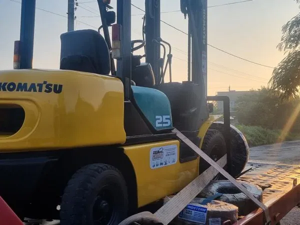 Вилочный погрузчик Komatsu FG15