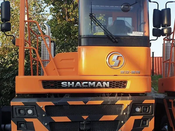 Терминальный тягач SHACMAN (Shaanxi) 4х2