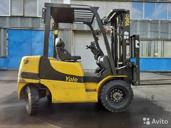 Вилочный погрузчик Yale GP25RK
