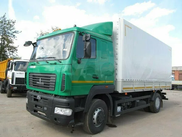 Тентованный грузовик МАЗ МАЗ-5340C5-8570-000