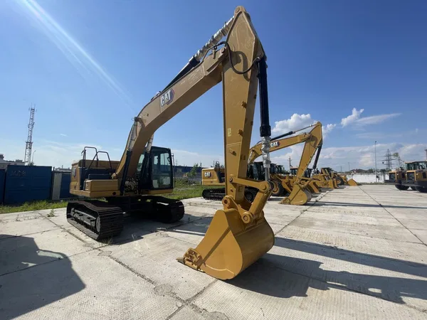 Гусеничный экскаватор Caterpillar 320 GC