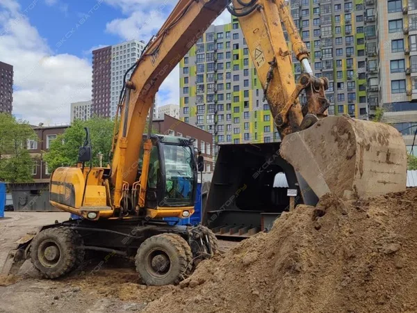 Колесный экскаватор                                                         JCB                                                     160