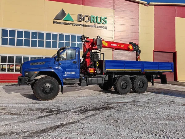 Бортовой грузовик с КМУ Borus 4621