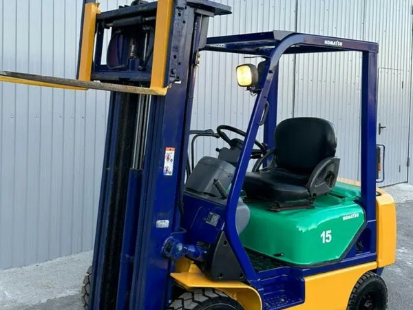 Вилочный погрузчик Komatsu FD15