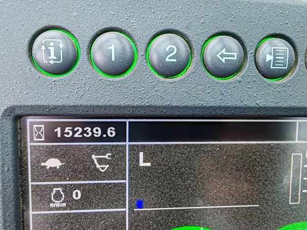 Гусеничный экскаватор John Deere E330LC