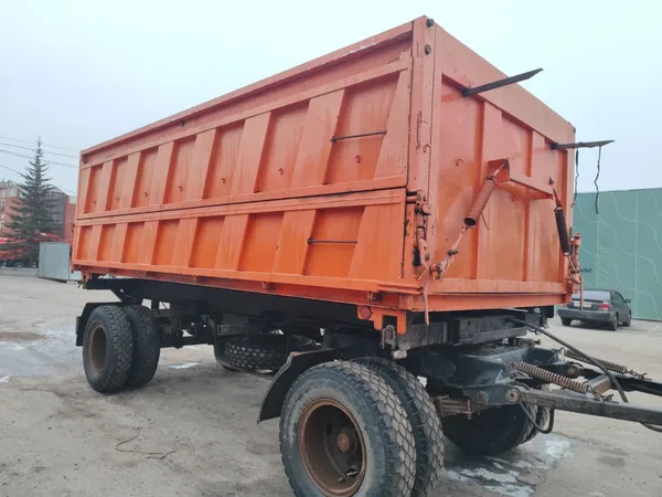 Бортовой прицеп КамАЗ Планета 852900
