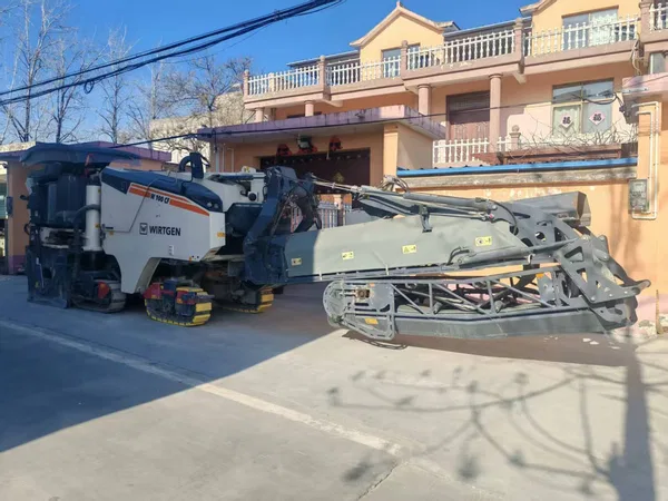 Дорожная фреза WIRTGEN W 100CF