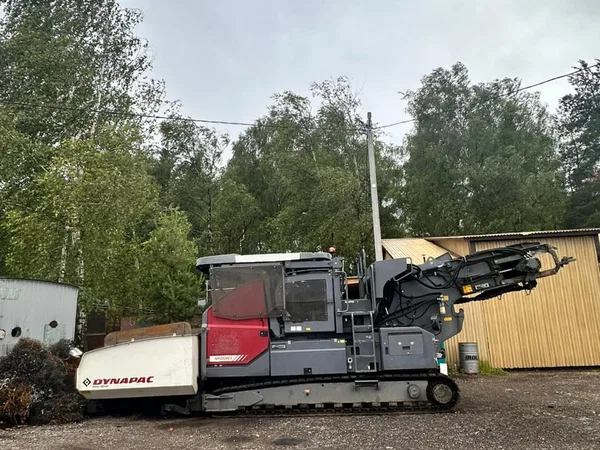 Перегружатель асфальта Dynapac MF2500CS
