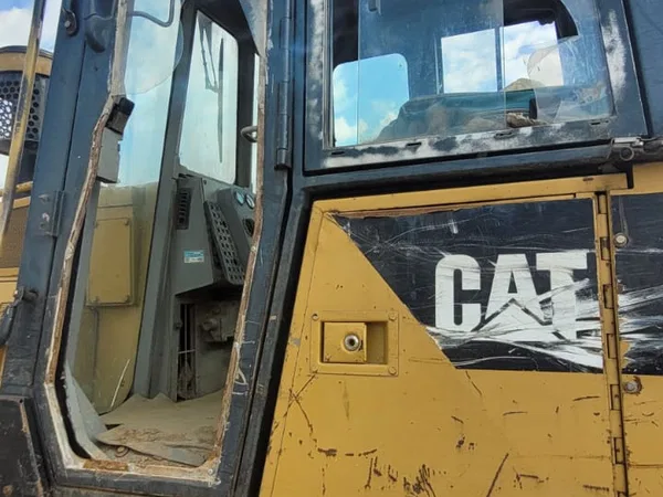 Гусеничный бульдозер Caterpillar D6GXL II