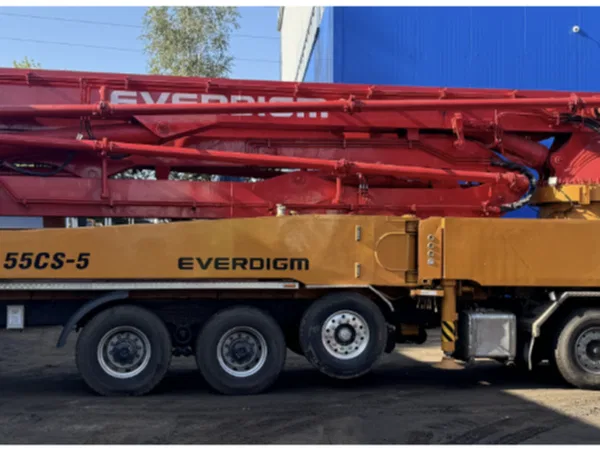 Автобетононасос EVERDIGM 55CS-5 на шасси Daewoo Novus CR9CS