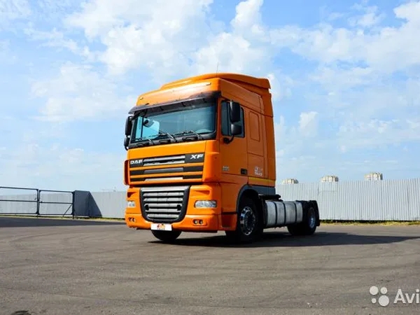 Седельный тягач DAF XF 105.460