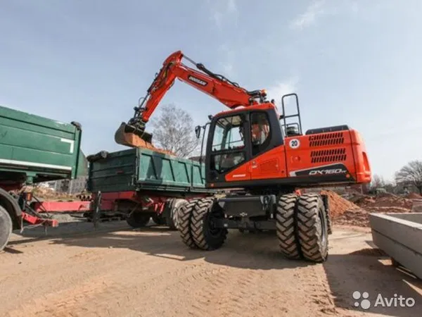 Колесный экскаватор Doosan DX160W