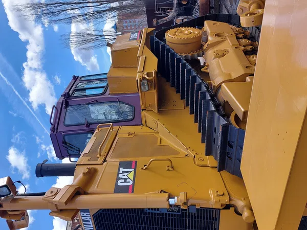 Гусеничный бульдозер Caterpillar d9r
