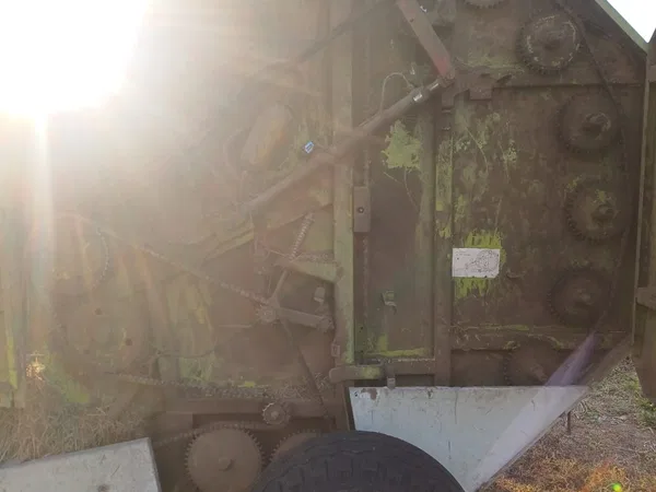 Пресс-подборщик  Rollant62s