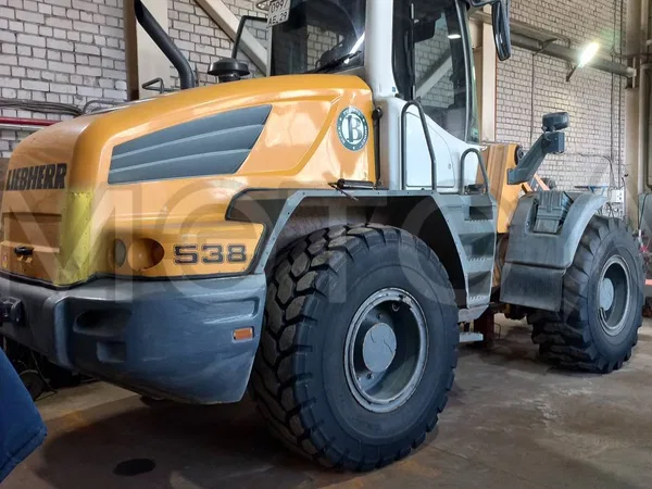 Фронтальный погрузчик Liebherr L538