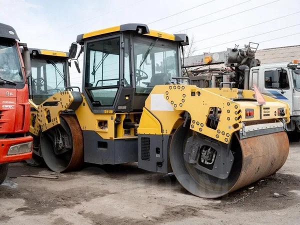 Комбинированный каток Atlas Copco DYNAPAC CC5200