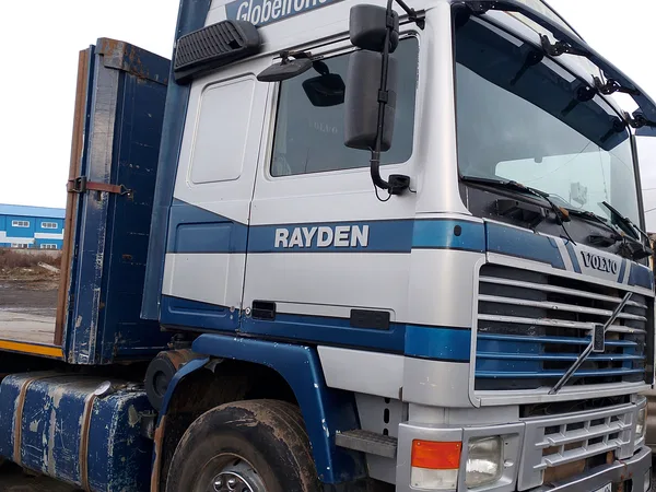 Седельный тягач Volvo F16