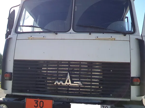 Бензовоз МАЗ 631705-370