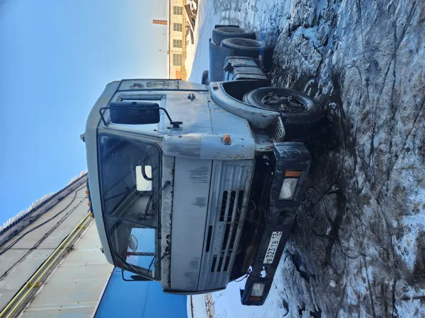 Седельный тягач КамАЗ 541120