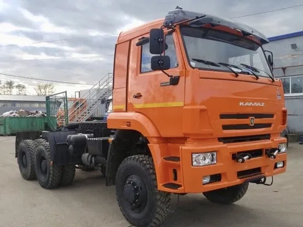 Седельный тягач                                                         КамАЗ                                                     КАМАЗ 65225