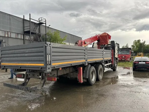 Бортовой автомобиль с КМУ HANGLIM KS2056SM на шасси FAW CA3250, J6P, 6х4